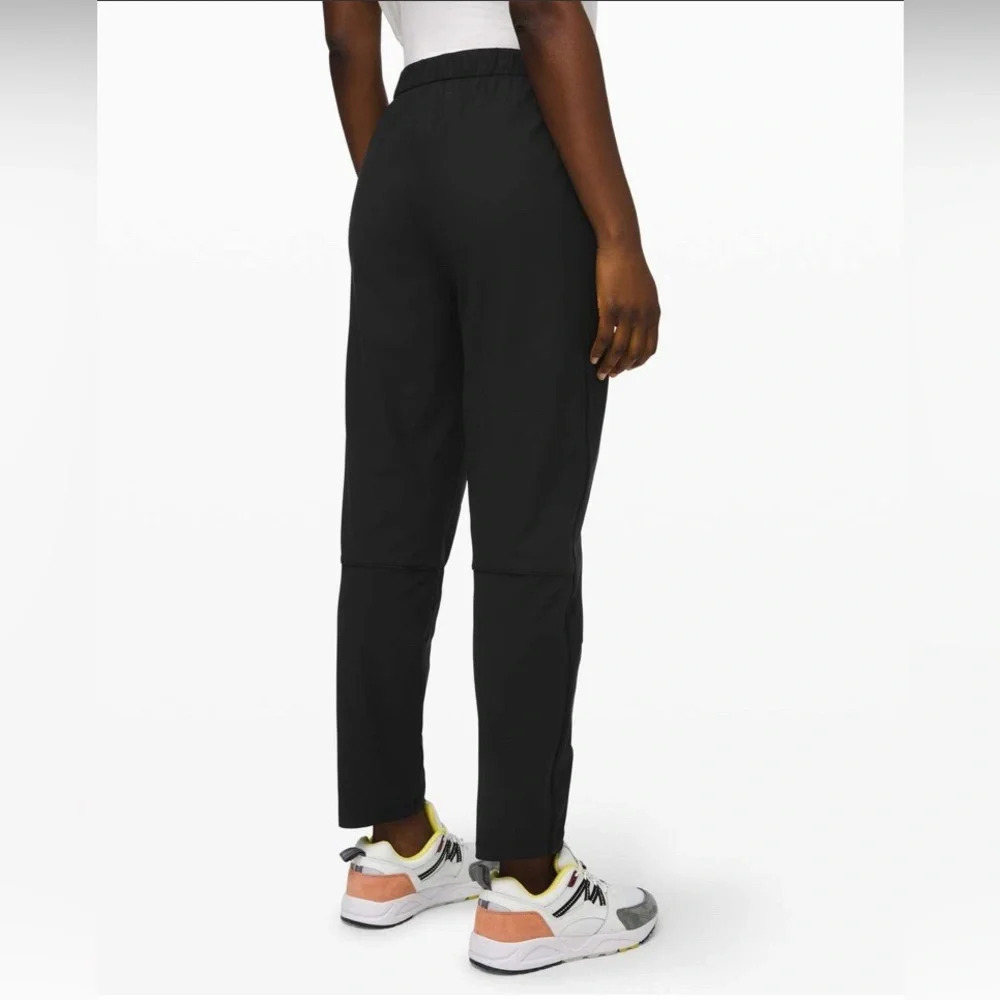 Lululemon Essential High-Rise Trouser
Black - Picture 2 of 9